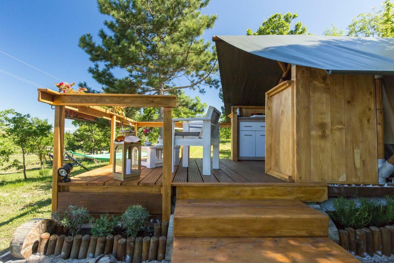 Kamp Romantik - Glamping Labin  Exterior photo