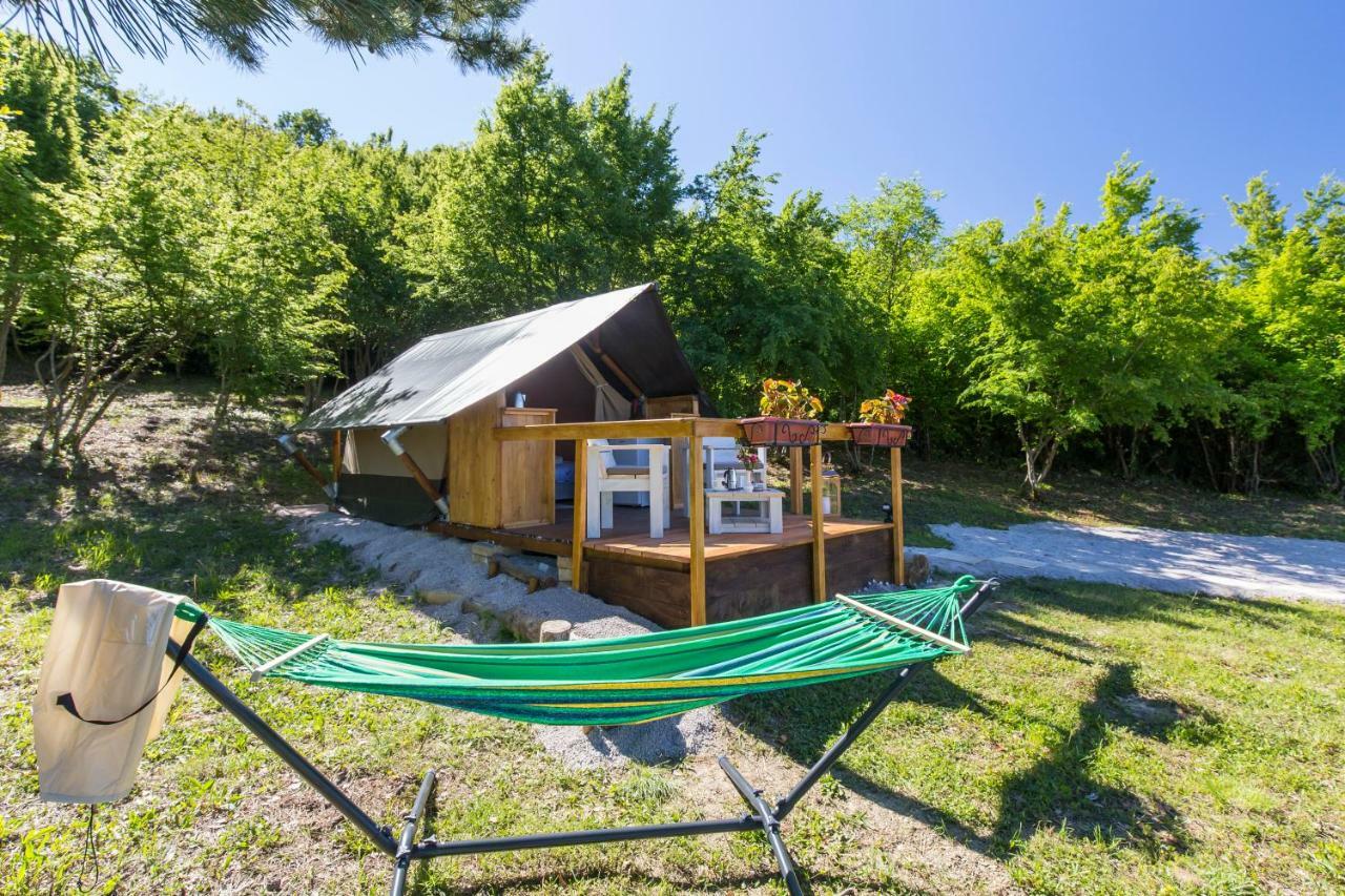 Kamp Romantik - Glamping Labin  Exterior photo
